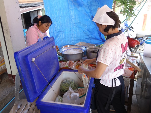 d0360509_2291431.jpg