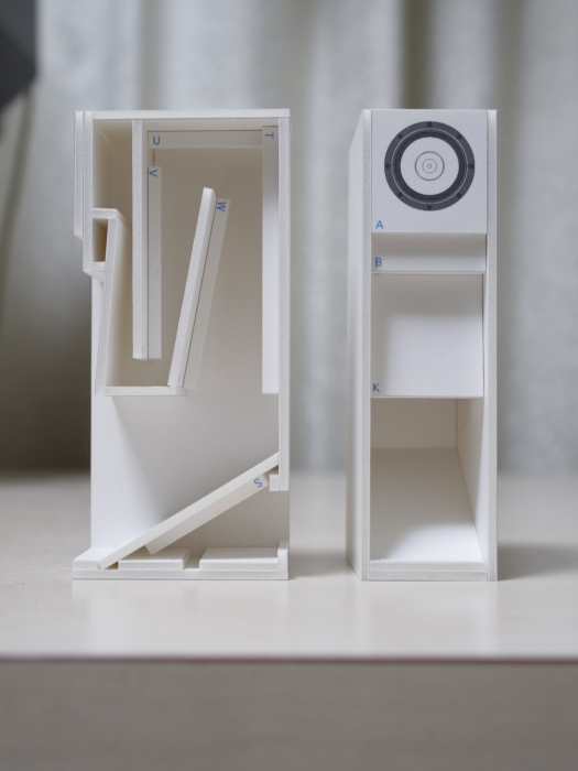 バックロードホーン左側のみです MJ誌2017/11月号小澤氏のFE208-Sol大型バックロード21mmバージョン