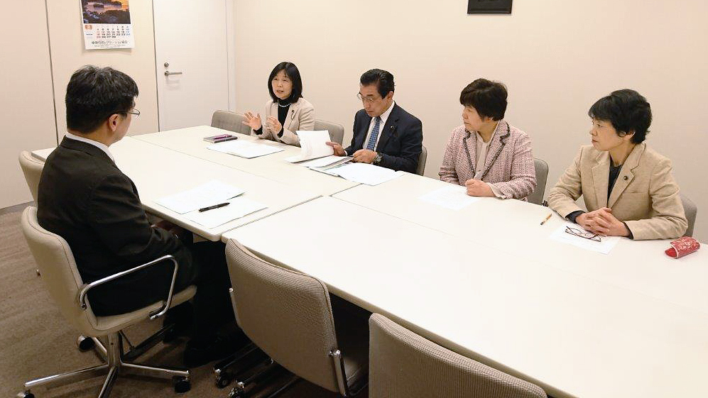 八丈島の台風被害 復旧支援で都知事に申し入れ_b0190576_03192354.jpg
