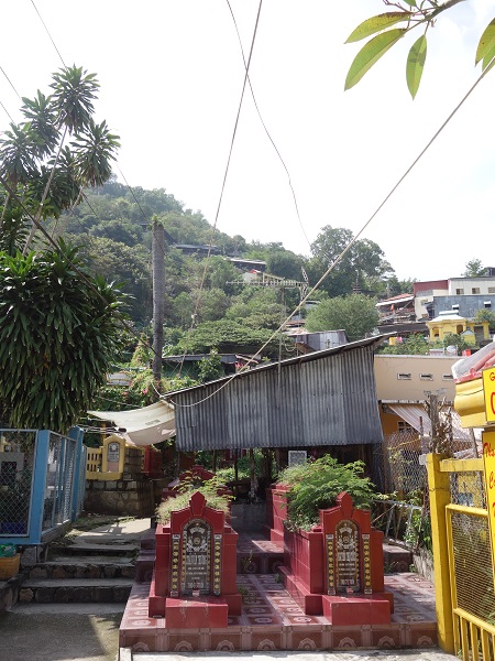 d0360509_0572916.jpg