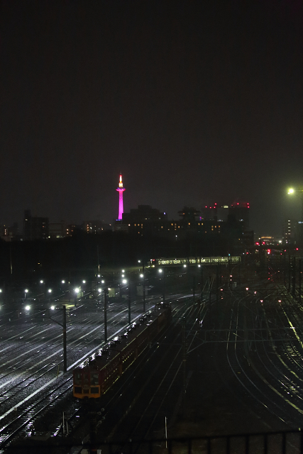 京都駅Winter Illumination「ときめきプロジェクト」－京都タワー カラーライトアップ（後編）－_b0169330_8104751.jpg