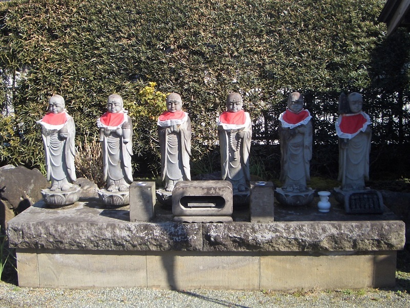 6jizo(ROKUJIZO) walking or cycling course in SAMUKAWA_d0240916_12451428.jpg