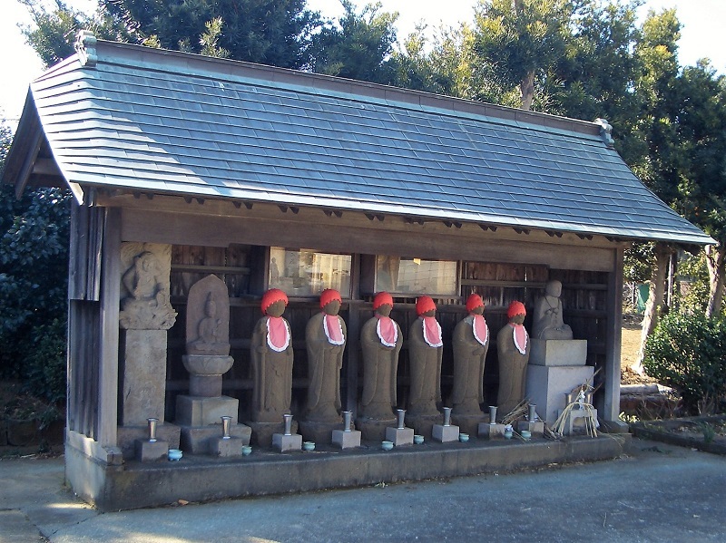 6jizo(ROKUJIZO) walking or cycling course in SAMUKAWA_d0240916_13085787.jpg