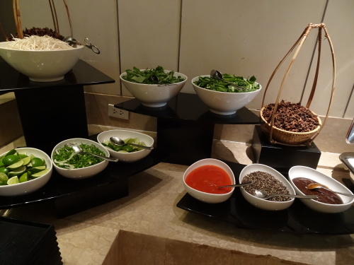 ベトナム食事_d0193569_08413669.jpg