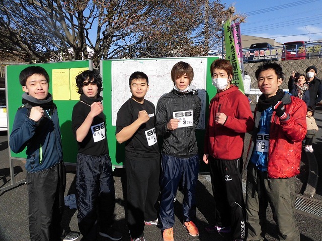 公道を走る駅伝は、各町内の役員の皆さんのサポートが不可欠 「第38回今泉駅伝」_f0141310_08071377.jpg
