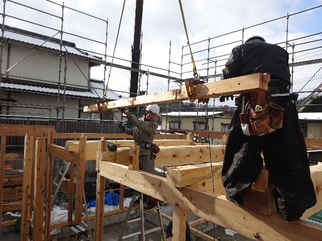 山岸の家 建替え工事 建て方作業進行中 岩井沢工務所の現場日記