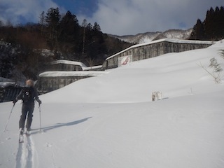 降雪後の湧谷にはずれなし！_c0359615_22470219.jpg