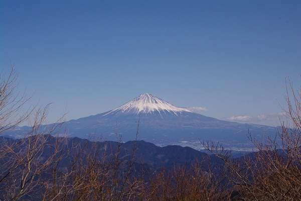 竜爪山（凍結した階段に愕然とする）_d0164761_14143241.jpg