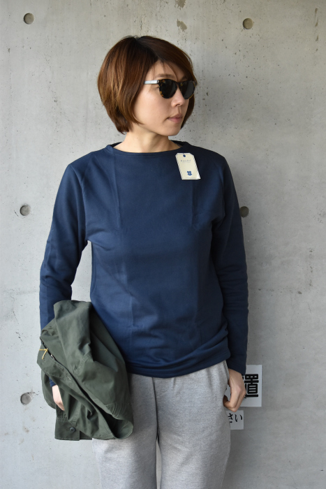 またもフランス・18番★ BANDOL ・・・ BOAT NECK LONG TEE!★!_d0152280_00053898.jpg