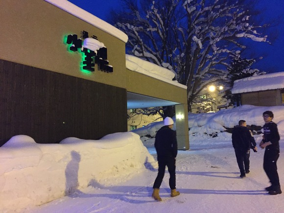2月21日 水曜日の本店ササキブログ◝(⁰▿⁰)◜ ランクル、アルファード、ハイエース♬TOMMYレンタカー_b0127002_1559344.jpg
