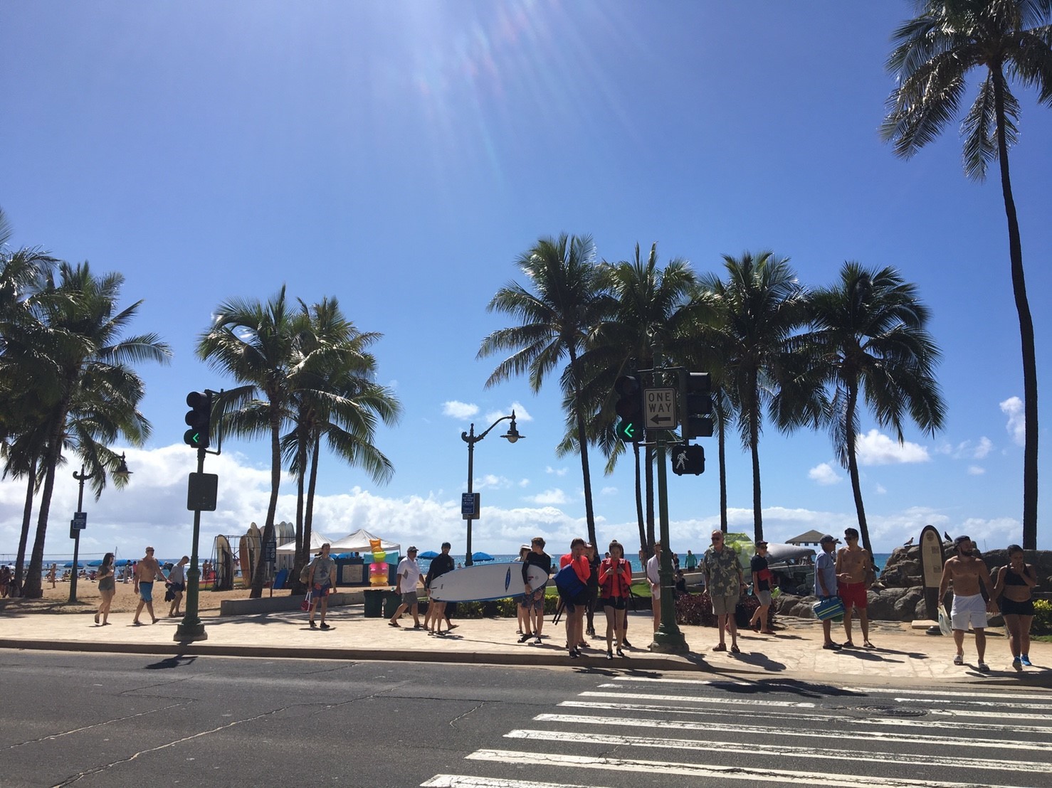 ワイキキ 雪の朝帰り