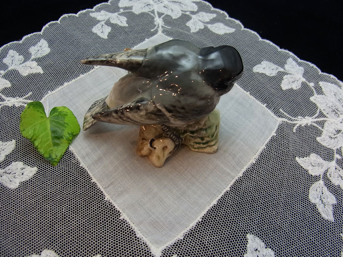 ふっくらお腹の小鳥は.........._d0127182_16254862.jpg