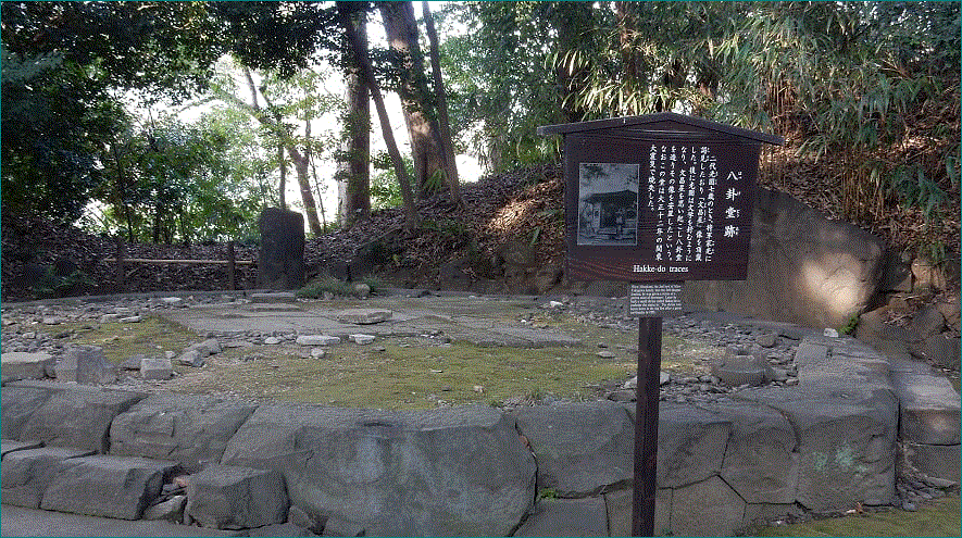 f0231709_11014329.gif