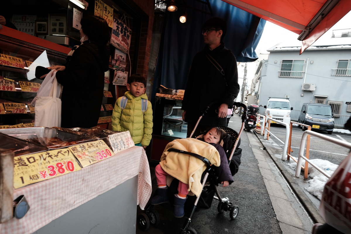 駅前広場の真ん中で～Ⅰ_c0084666_14284338.jpg