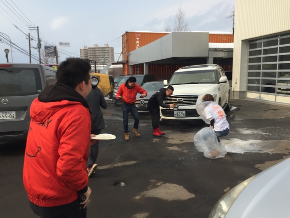 2月23日 金曜日の本店ブログ(´▽`) 本日Fさまミラ納車★ありがとうございます!トミーレンタカー・ランクル、アルファード、ハイエース_b0127002_18963.jpg