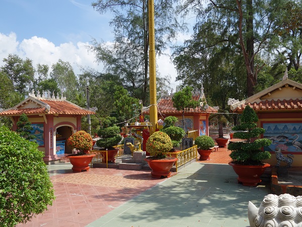 d0360509_1359260.jpg
