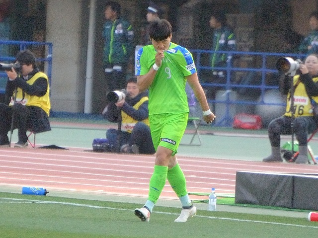 b0000829_14592371.jpg