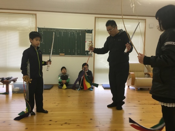 子ども神楽練習♪_b0115751_12134223.jpg
