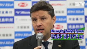 Jリーグ開幕、徳島ヴォルティスホーム初戦で負ける:「やぱり補強という名目の解体だった!?」_a0348309_923213.jpg