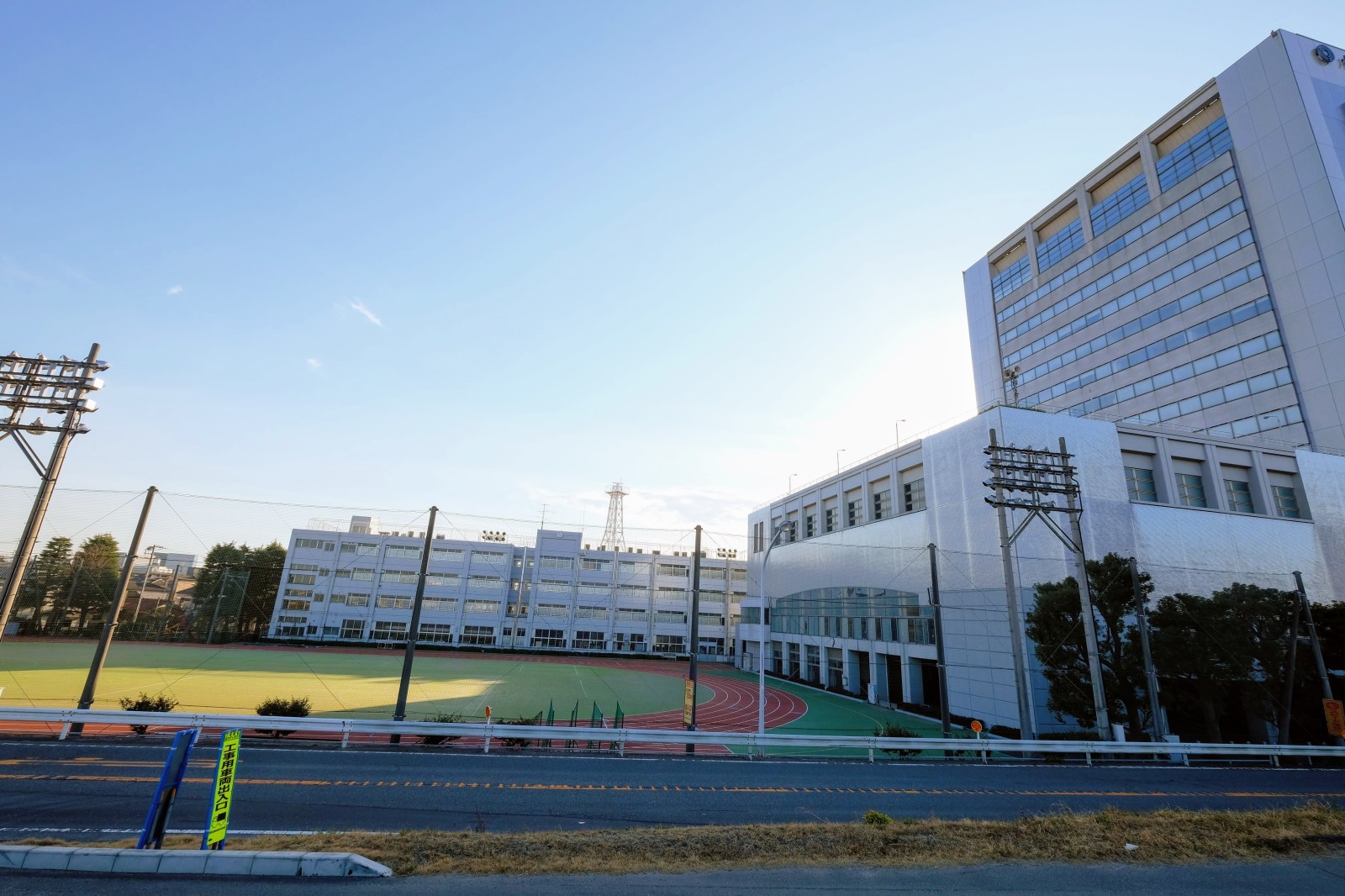 【散歩】矢口渡駅 〜 多摩川 〜 タワマン 〜 パスポートセンター 〜 川崎駅 〜 ラゾーナ_b0024832_00163411.jpg