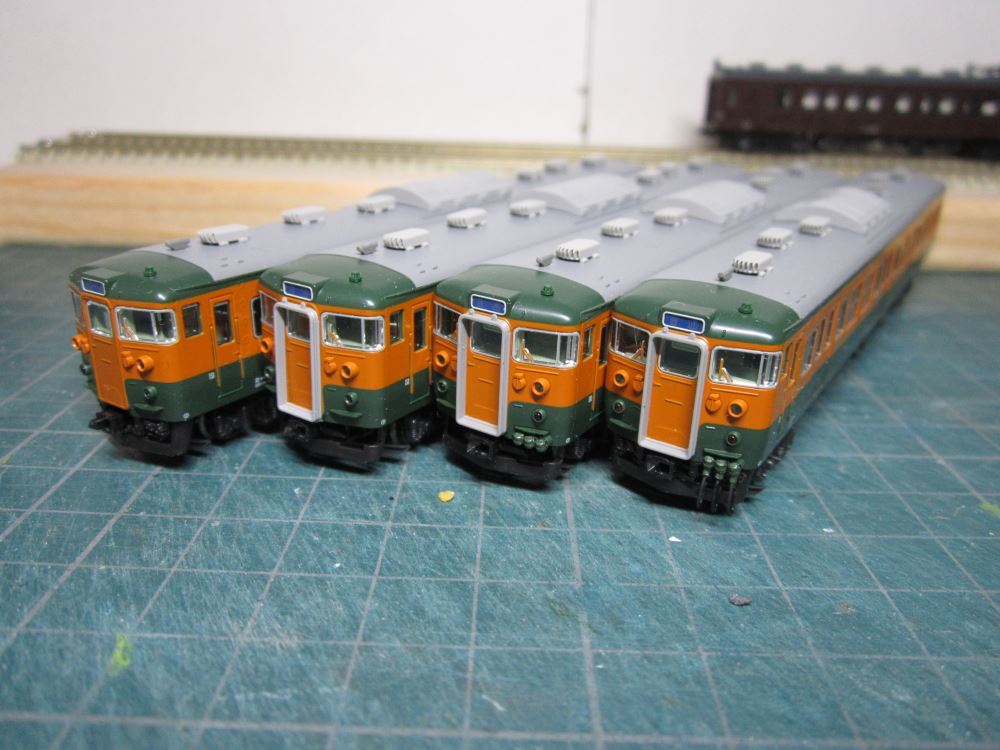 KATO 115系300番台　横須賀色 4両基本セット KATO 115系300番台 横須賀色 4両基本セット Amazon | KATO Nゲージ