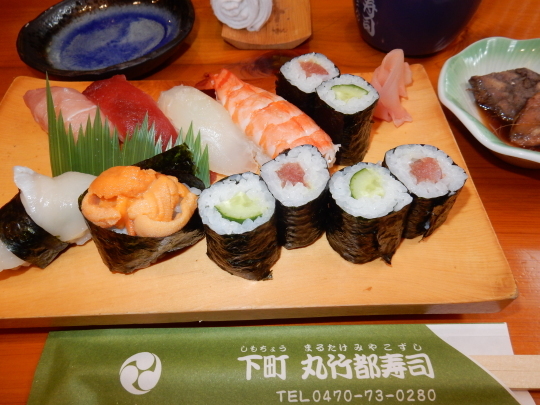’18,2,28(水)着物で勝浦ビッグ雛祭りに行ってきたYO!_f0060461_19471614.jpg