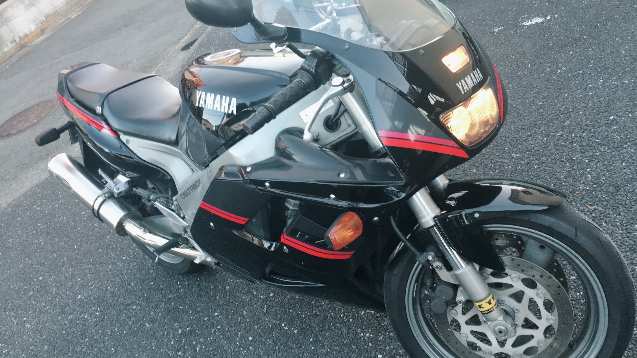 Fzr1000 プロジェクター式ヘッドライトの光量 陸海空を制する男の備忘録 Fzr1000 プロジェクター式ヘッドライトの光量 陸海空を制する男の備忘録