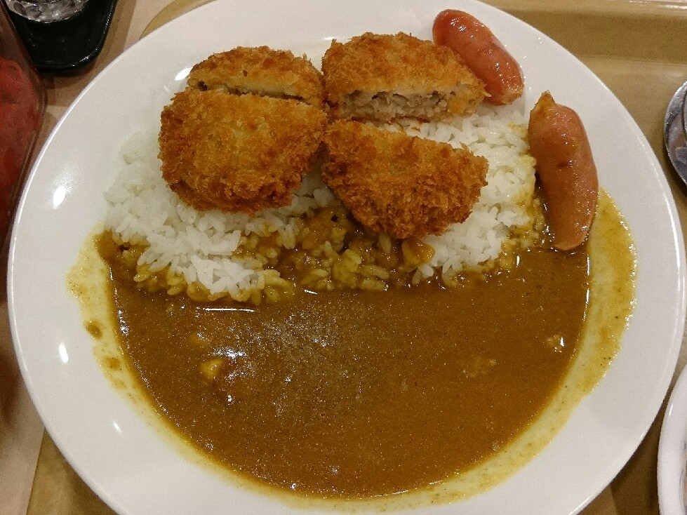 2/28 カレーショップC&C京王高幡SC店 メンチカツカレーマイルド大盛 with JAF会員特典ソーセージ + サラダ_b0042308_19202242.jpg
