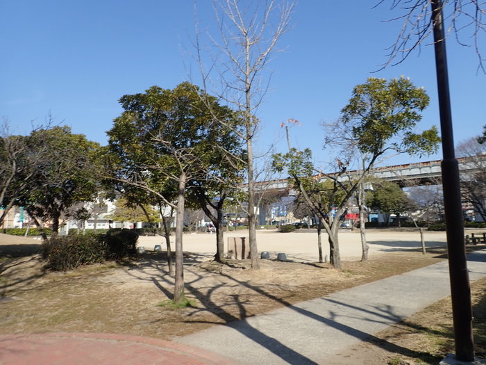佐伯区民文化センター&五日市中央公園_c0116915_00043666.jpg