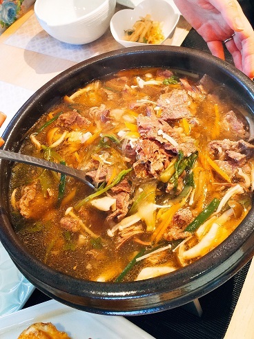 韓国料理教室は「牛肉とキノコたっぷりの鍋料理」_b0060363_00545827.jpg