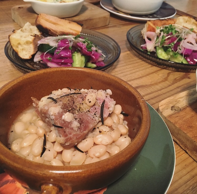 塩豚と白インゲン豆の煮込み Natureのぱん 塩豚と白インゲン豆の煮込み Natureのぱん