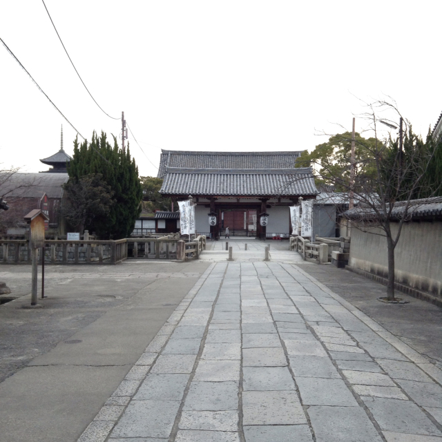 幼き頃の遊び場「弘法さん」 懐かしい東寺界隈を歩く。_a0334793_19210840.jpg