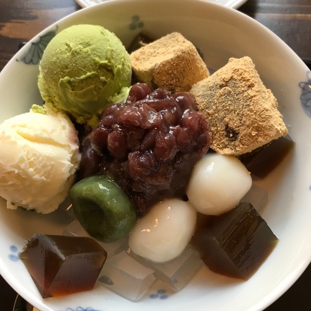 伊右衛門サロンと梅園_f0204295_11184581.jpg