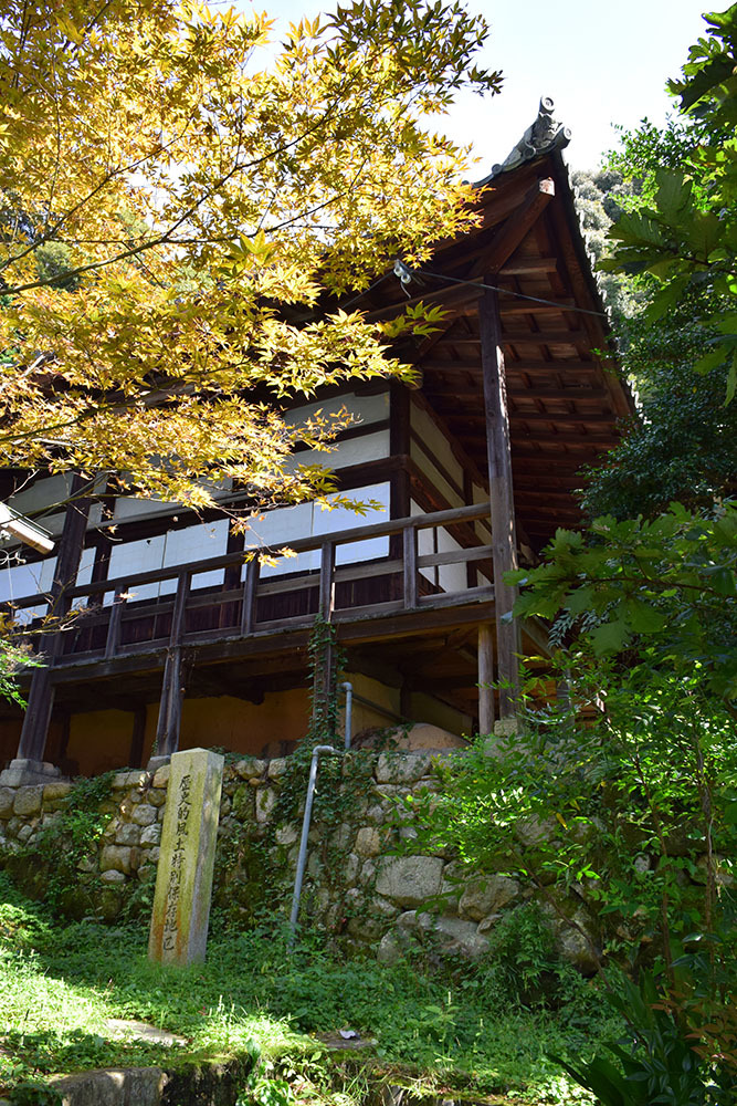 幕末京都逍遥　その１５　「霊山正法寺・品川弥二郎夫妻の墓」_e0158128_22021572.jpg