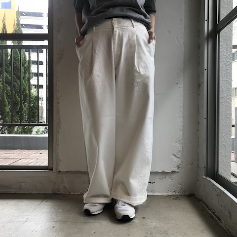 朗らかに白いパンツ_d0364239_19332269.jpg
