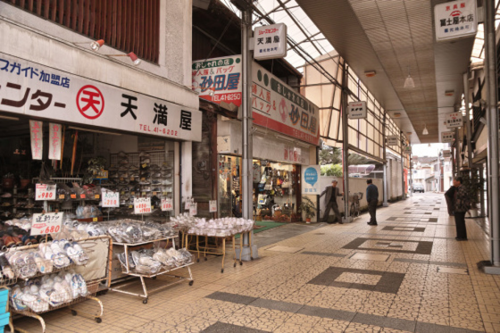 愛媛県新居浜市「喜光地商店街」_a0096313_23465584.jpg