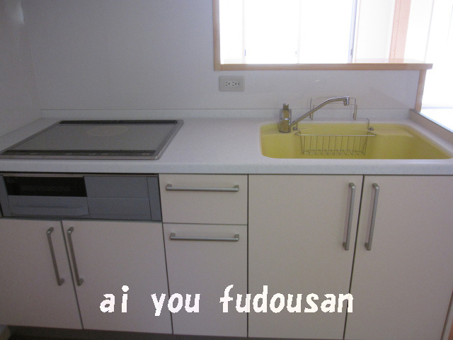 サンルーム付きオール電化2LDK貸家_b0170834_19484214.jpg