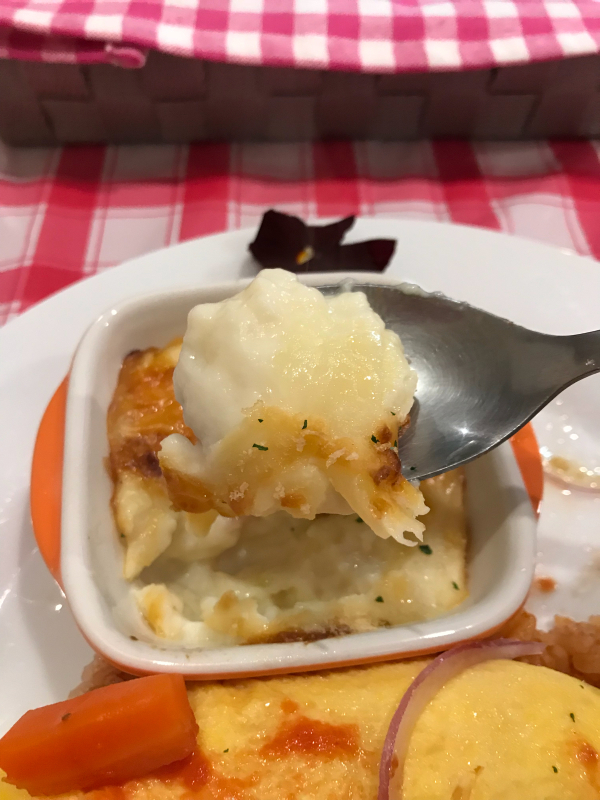 超とろとろオムライス&ナポリタン_a0359239_19394233.jpg