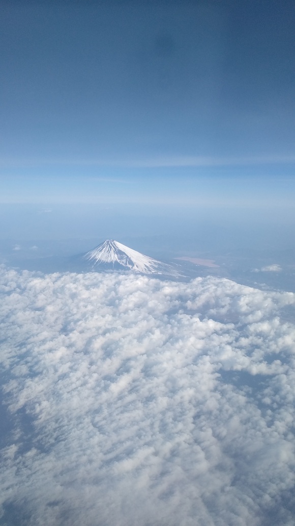 宮崎行きの飛行機で見た富士山(^^♪_b0204930_10395550.jpg