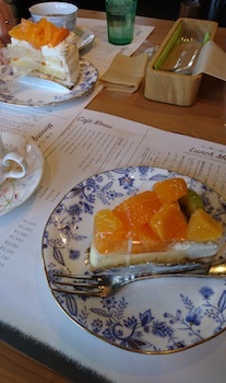 b0203030_12492668.jpeg