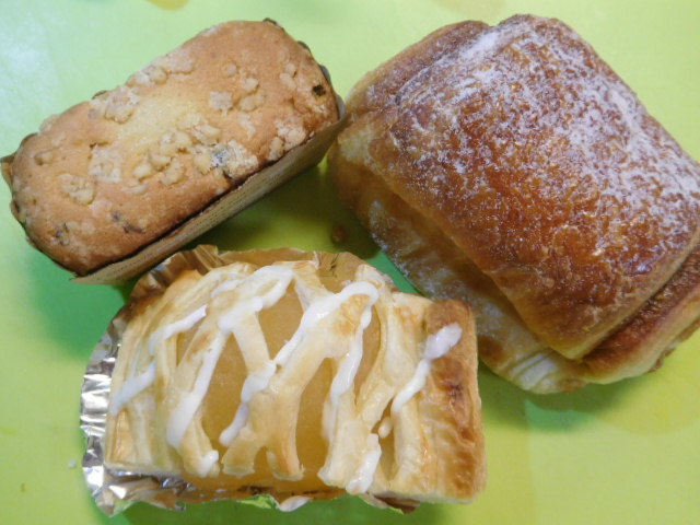 西脇製パン 　ポワール　 パン屋さんに羊羹！（亀岡Ｈ商店街）_d0106134_23383750.jpg