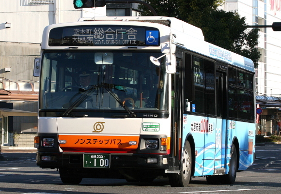 b0314633_11320409.jpg