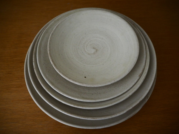 坪井俊憲展 明日からです(3/7~13)_b0132442_18180334.jpg