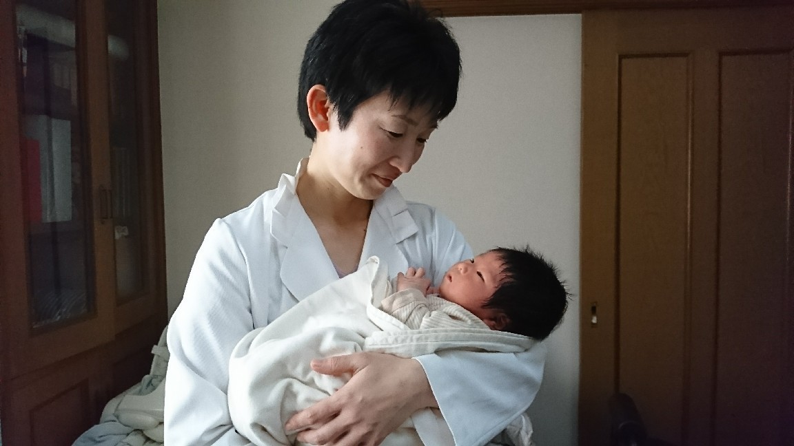 産後の往診_d0259806_15293145.jpg