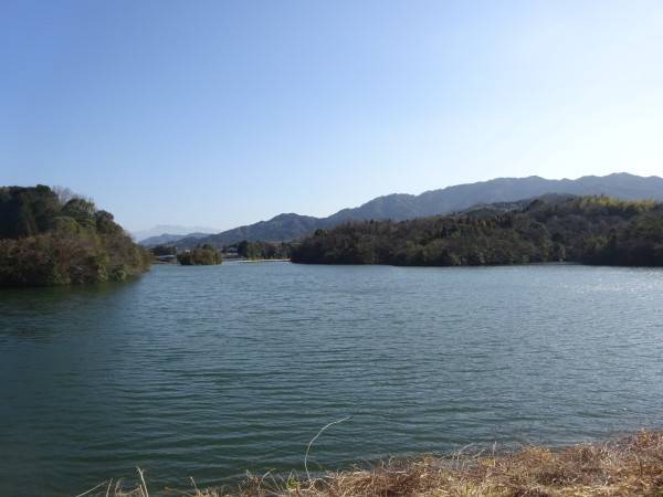 f0231709_01015093.jpg