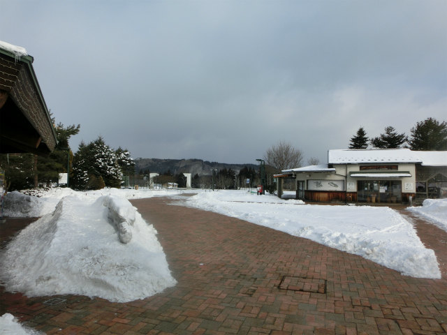 また　雪が増えました。_a0206621_10201881.jpg