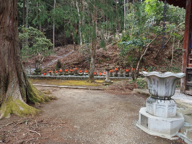 e0272042_18511343.jpg
