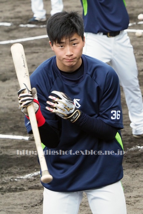 廣岡大志選手、2018浦添キャンプその2（動画4）_e0222575_11115168.jpg