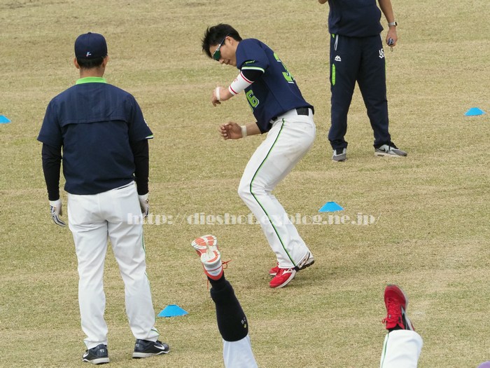 廣岡大志選手、2018浦添キャンプその2（動画4）_e0222575_14381714.jpg