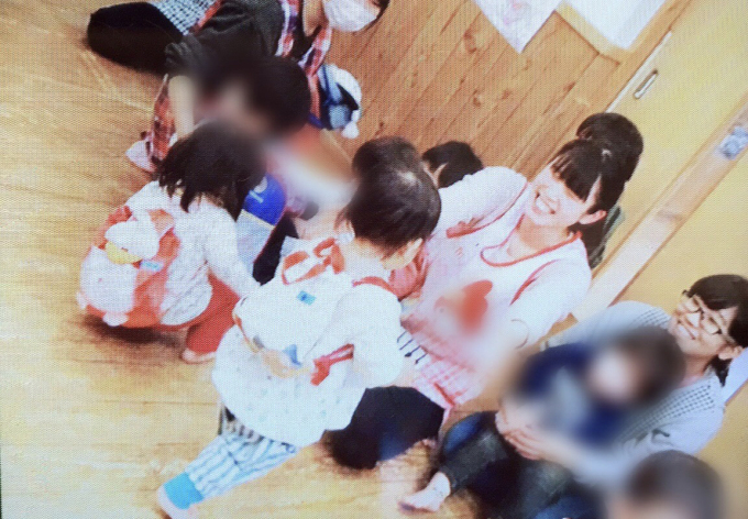 お弁当遠足ごっこをしました♪_c0293682_20460446.jpg